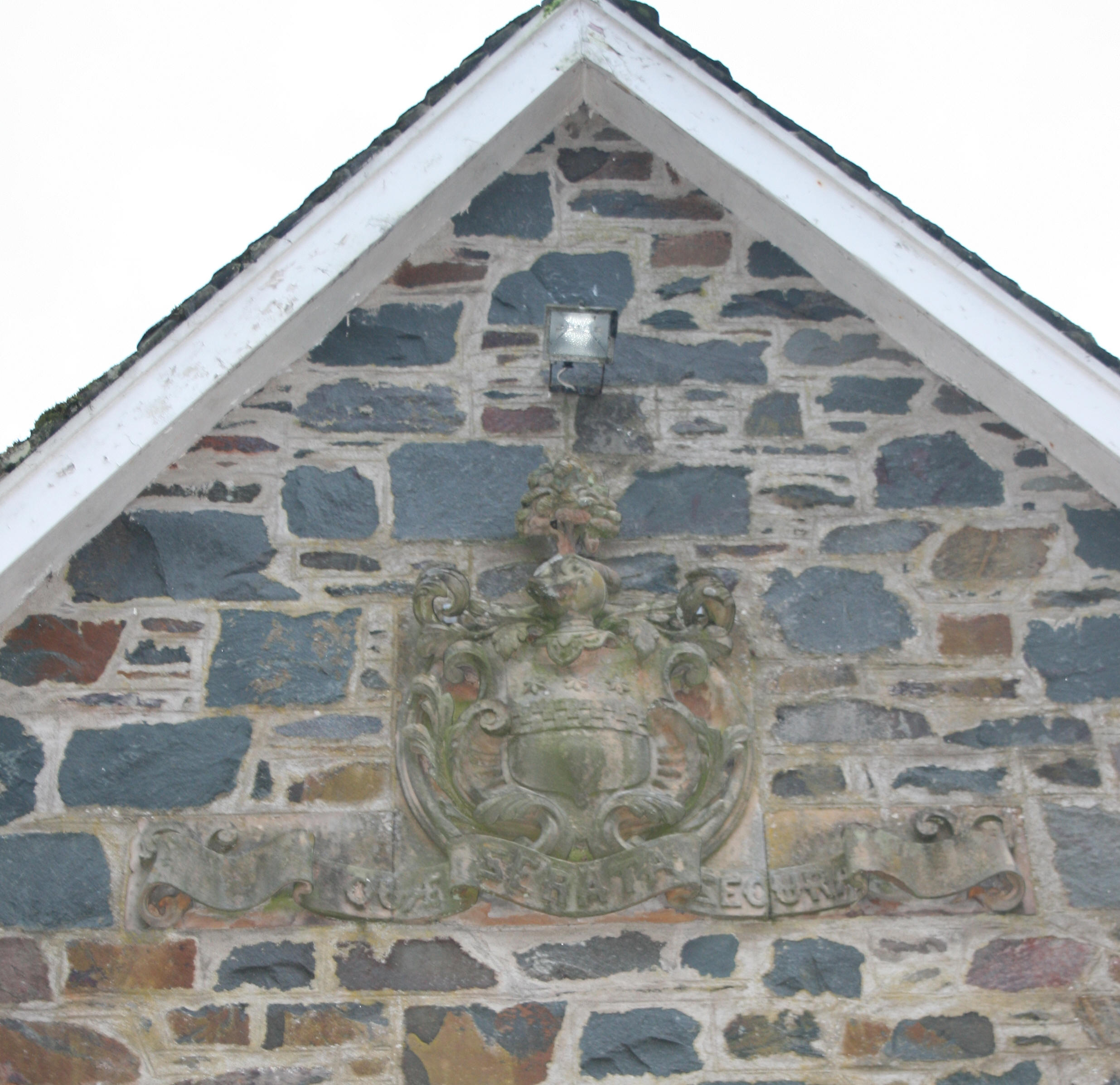 mains coat of arms