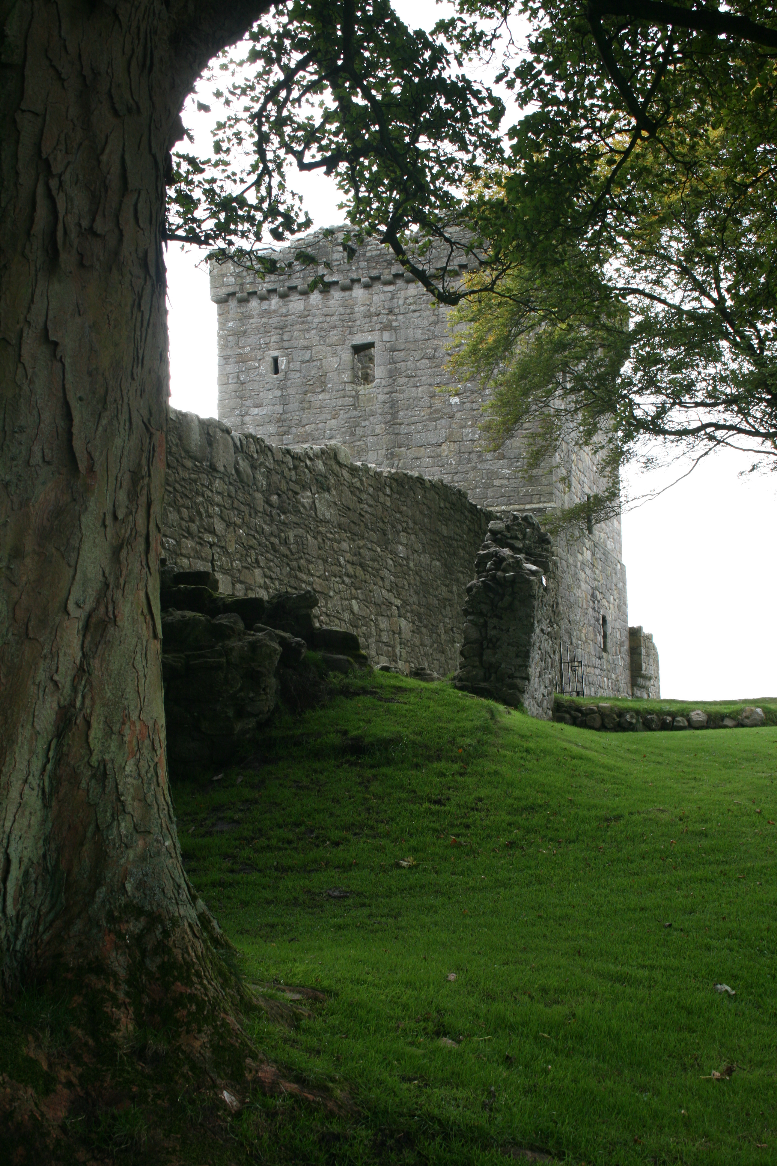 Lochleven castle