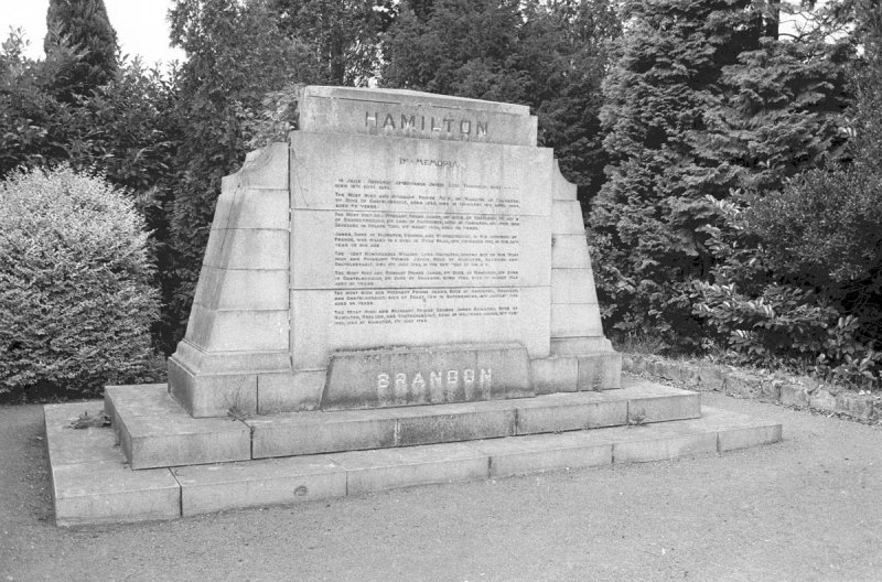 Hamilton memorial